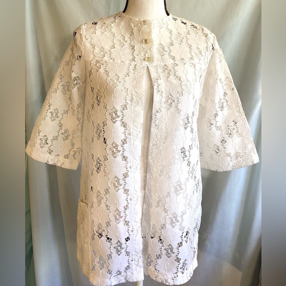 Action Scene white open cardigan. S